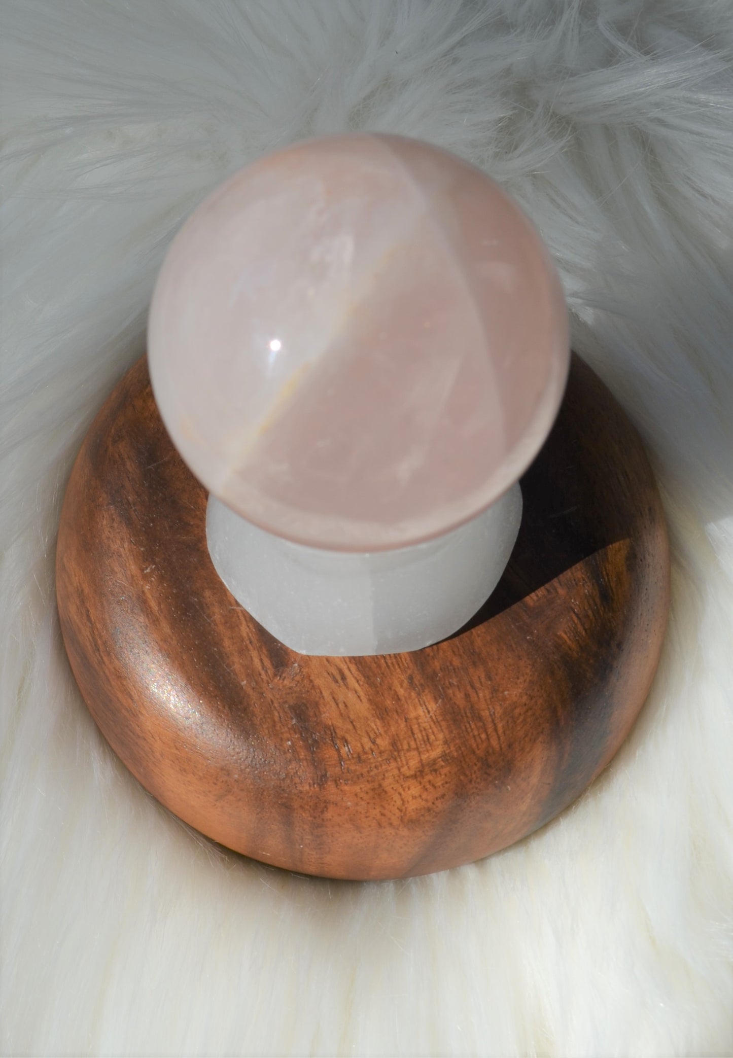 Selenite Sphere Holder