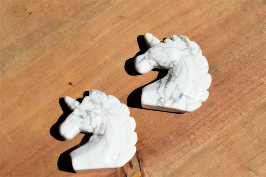 Howlite Unicorn