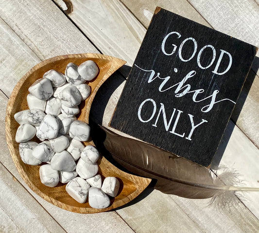 Howlite Polished Stones (set of 3)