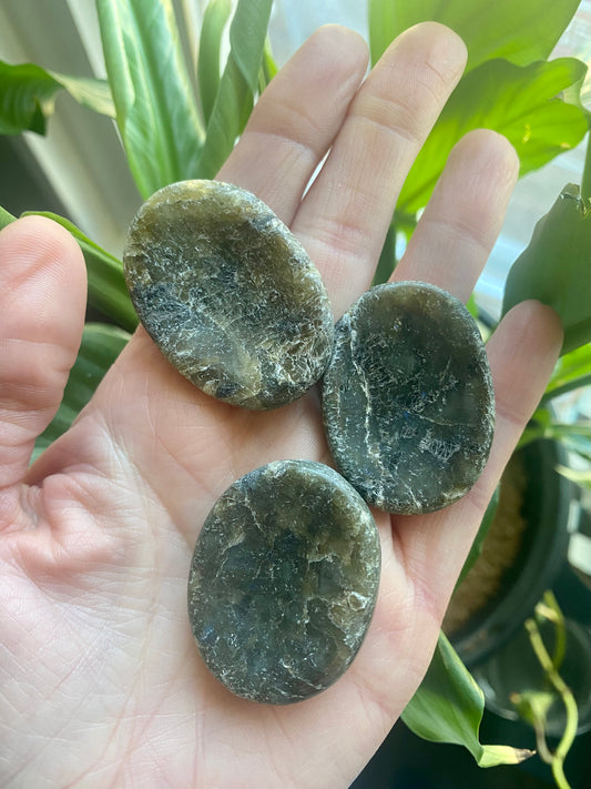 Labradorite Worry Stone (one per order)