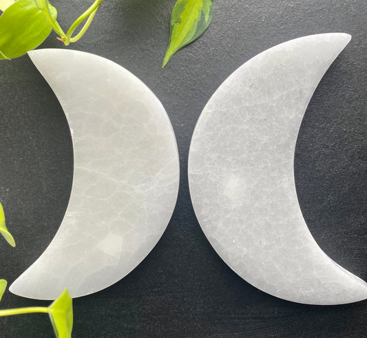 Selenite Moon Charging Plate - Large